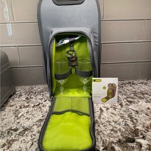 Metro™: Onyx 2-Bottle Tote